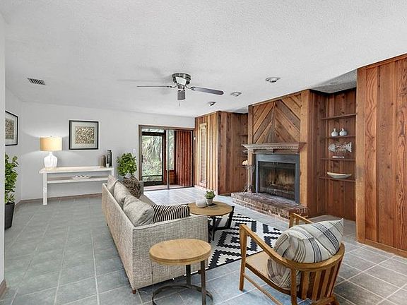 2nd image of 3099 Lowery Dr