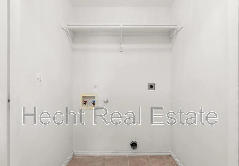 3117 Douglas Fir Dr #1 — Photo 22
