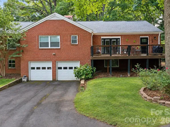 609 1st Ave N, Conover, NC 28613