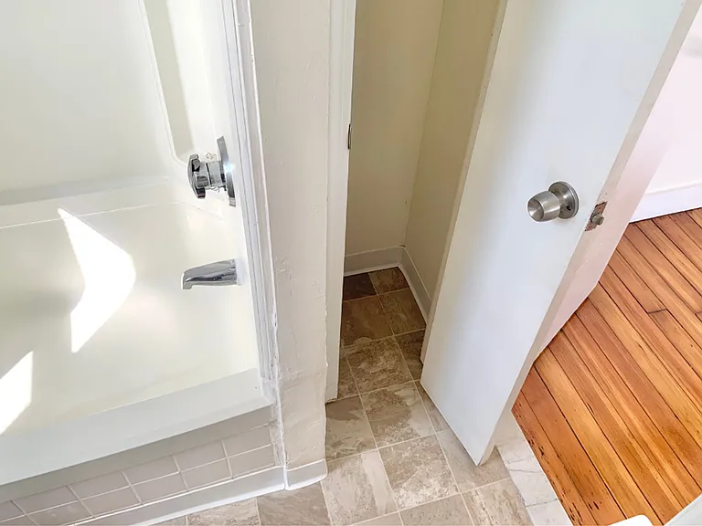 64 Furnace St — Photo 11