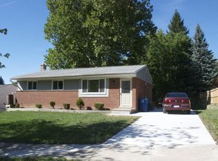 603 Manor Dr, Ann Arbor, MI 48105