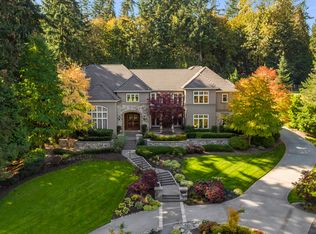 13640 NE 37th Pl, Bellevue, WA 98005