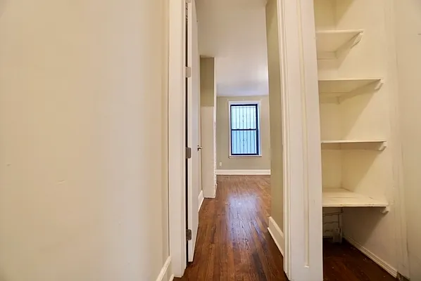 Rented by Aron Fried, LREB | media 24