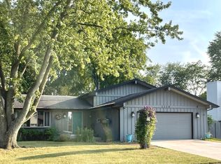 1119 Moorland Ave, Shorewood, IL