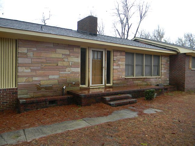 2nd image of 1792 Belleville Rd