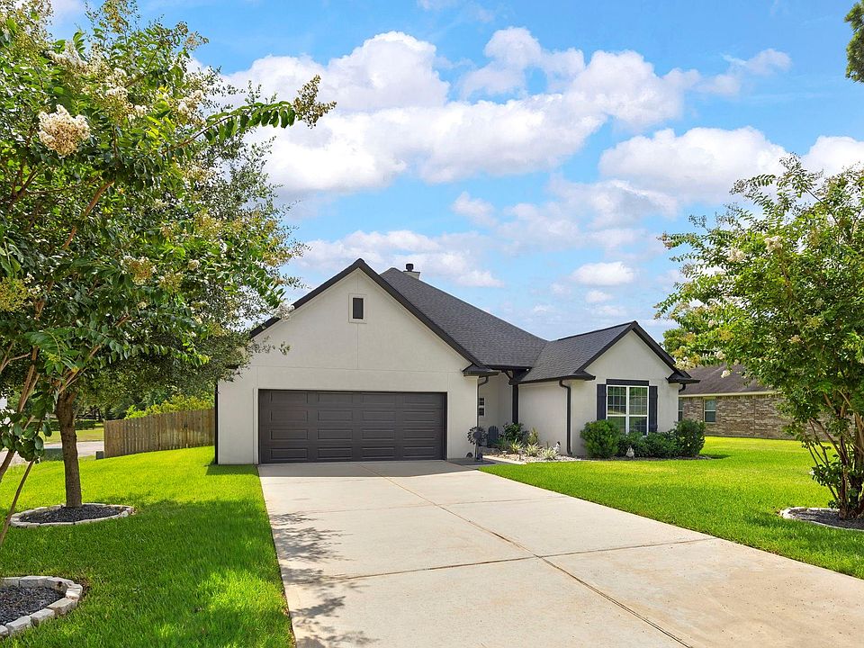 1st image of 3618 Emerson Dr