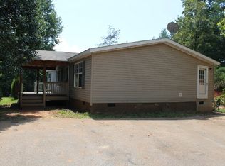 140 Brendle Cove Rd, Franklin, NC 28734