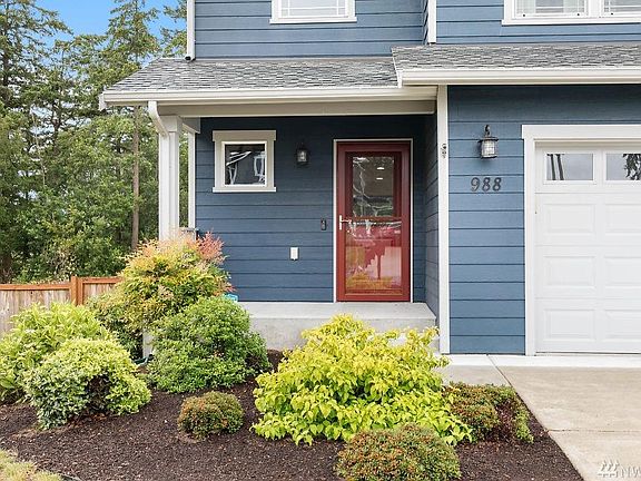 4th image of 988 Walker Heights Pl