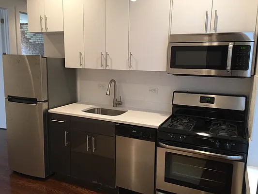 Rented by City Prime Commercial Realty  | media 1