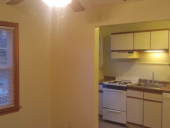 Dining room to kitchen view.