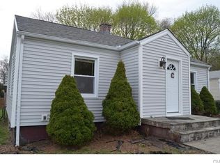 24 Montgomery St, Shelton, CT 06484