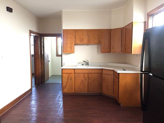 4th image of 531 W 151st St