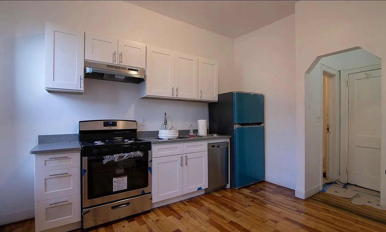 678 Grand Street — Photo 1