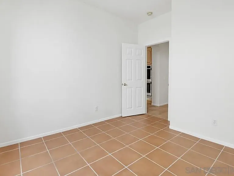 1762 Bramblewood Ct — Photo 25