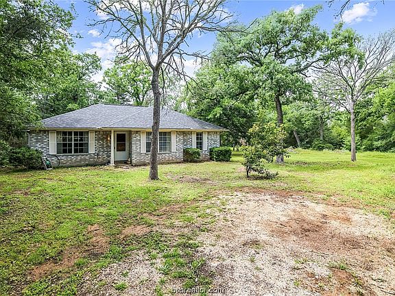 4th image of 5282 Hickory Ln