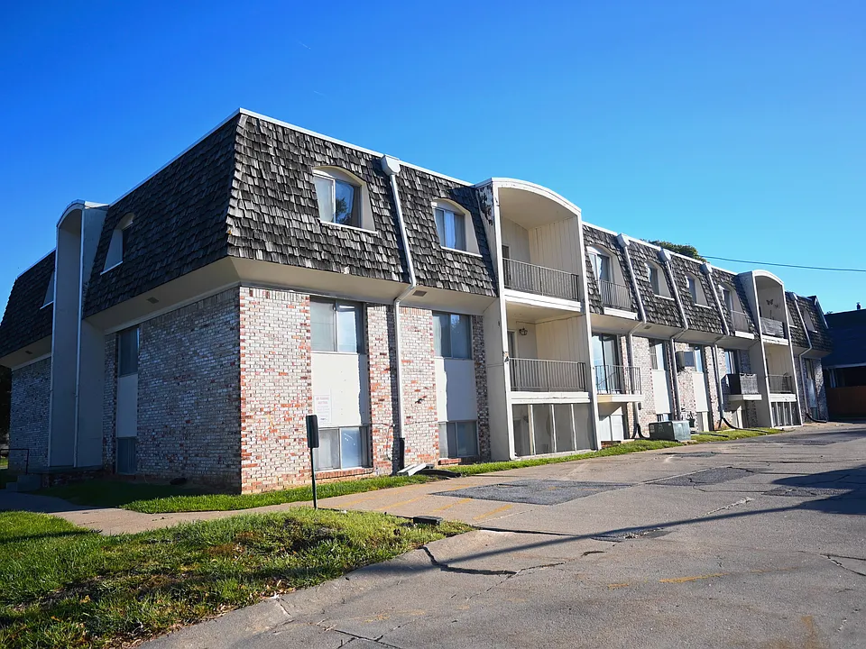 Northbrook Apartments