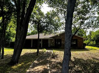 6909 S Hampton Rd, Dallas, TX 75232