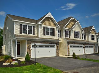 30 Andriana Ln, Albany, NY 12204