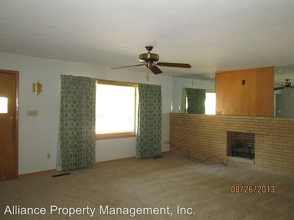 4th image of 1125 Meadowbrook Ln