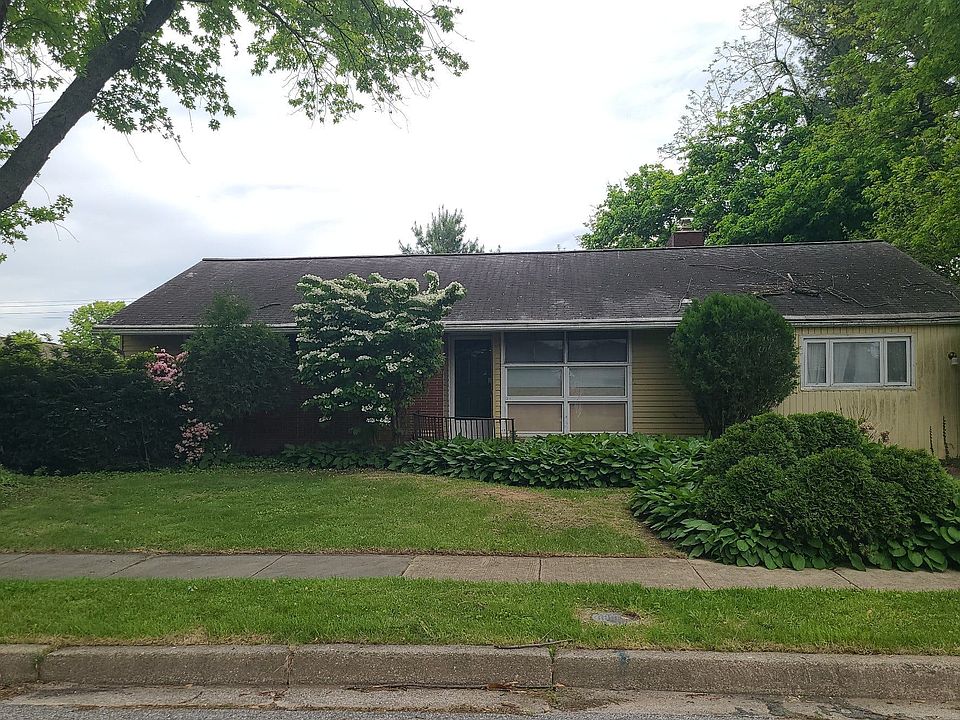 1st image of 309 Donegal Dr
