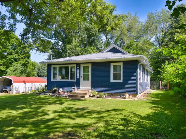 427 Meade Rd, Niles, MI 49120