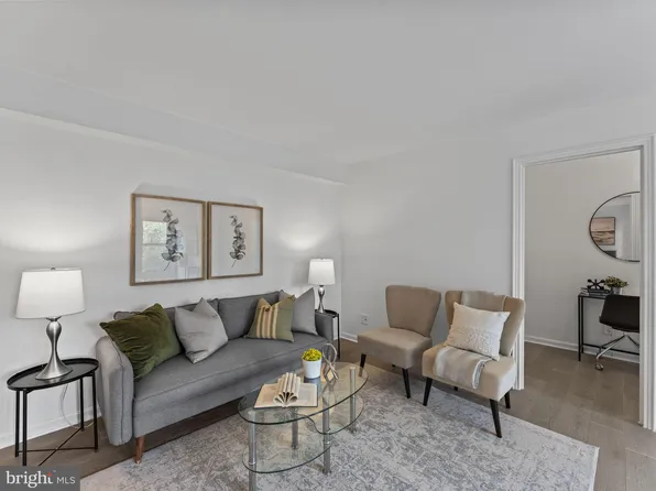 2500 Q St NW APT 238, Washington, DC 20007