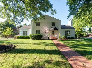 1055 E University St, Springfield, MO 65807