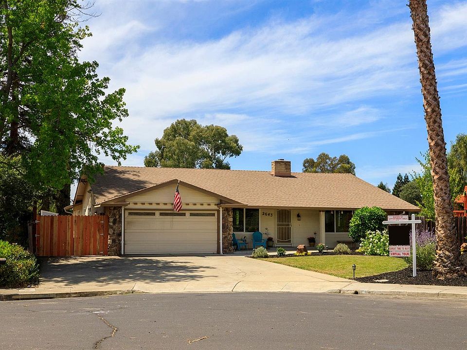 1st image of 2643 Briarwood Dr