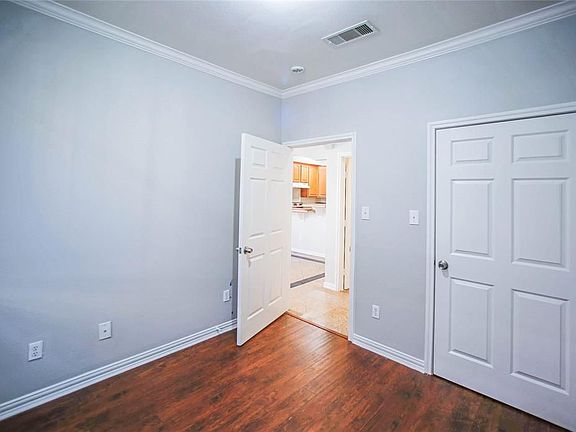 2nd image of 9400 Bellaire Blvd Unit 502