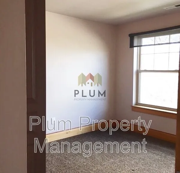 2726 Oshaughnesy St #B — Photo 7