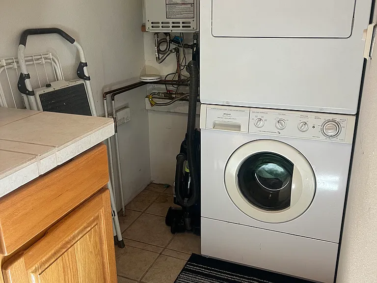 Laundry room off kitchen