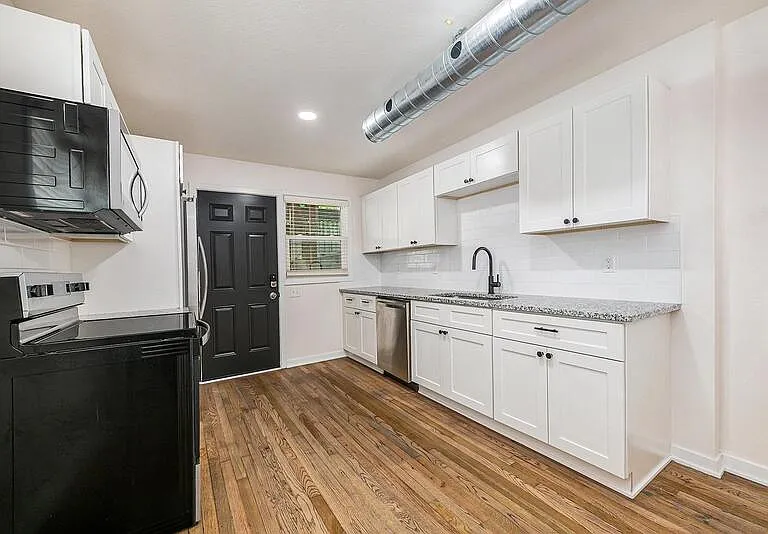 116 N 32nd Ave #1 — Photo 5