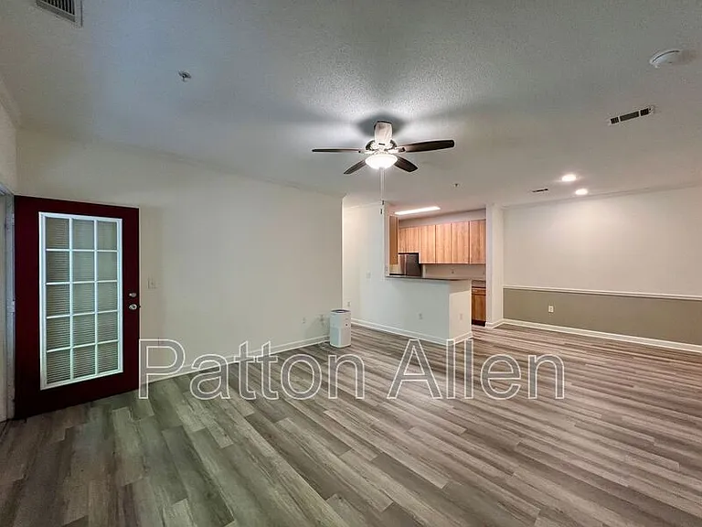 2000 Olde Eastwood Village Blvd #106 — Photo 7