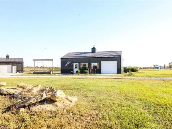 1362 NW 460th Rd, Holden, MO 64040