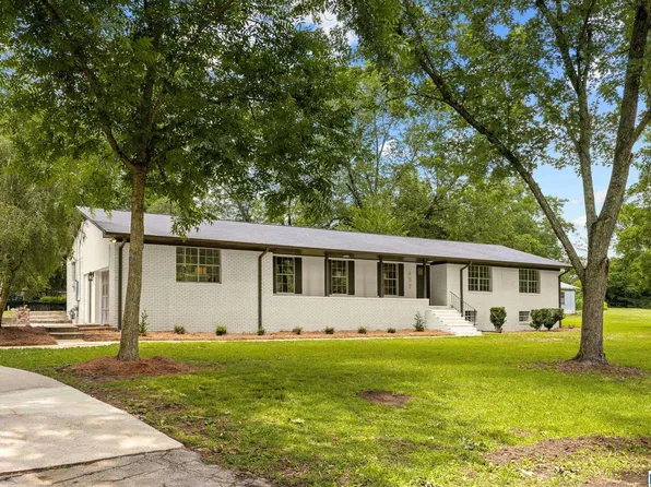 457 Avon Cir, Mount Olive, AL 35117