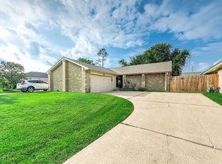 16230 Rancho Blanco Dr, Houston, TX 77083