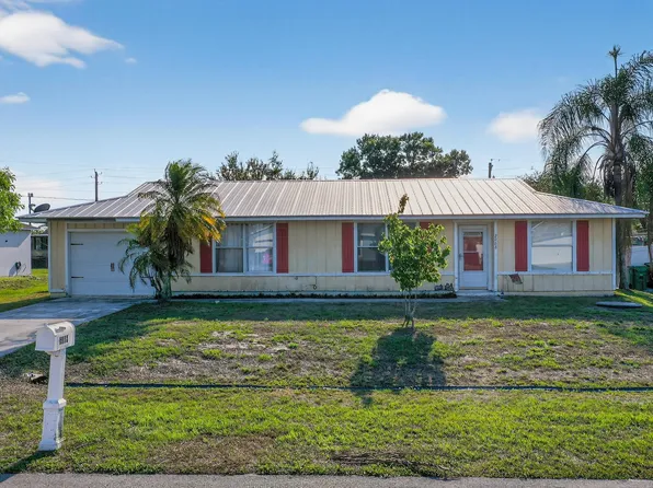 2068 SW Morelia Lane, Port St Lucie, FL 34953