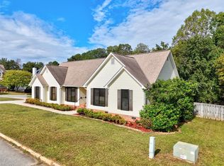 6 W Fairgate Ct, Simpsonville, SC 29680