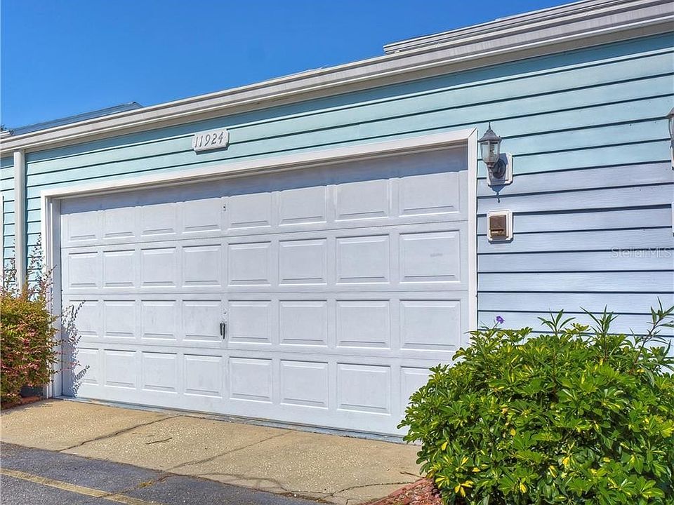 1st image of 11924 Dietz Dr #11924