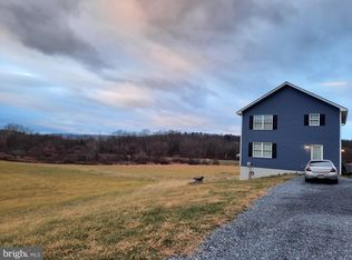 41 Brookside Rd, Pine Grove, PA 17963