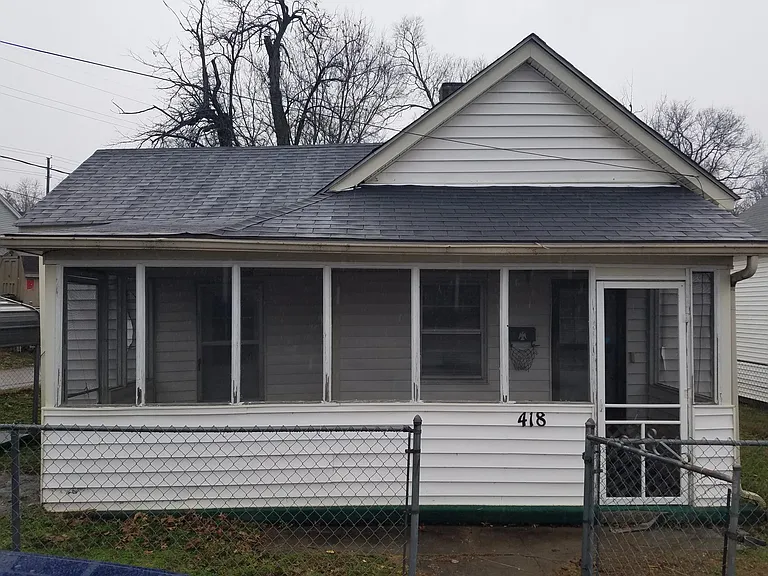 418 N 3rd St — Photo 2