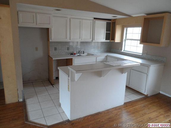3rd image of 4848 N 145th East Ave