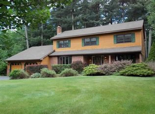 14 Eagle Trce, Ballston Lake, NY 12019