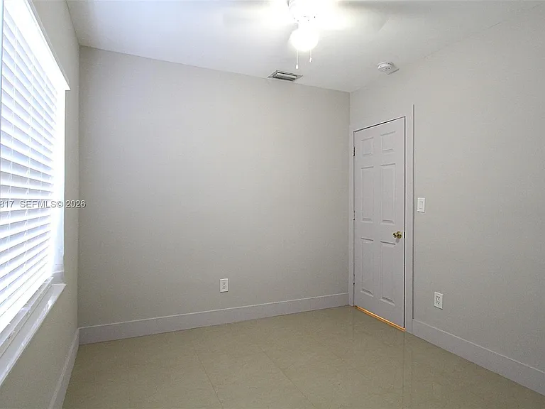 14340 Graves Dr — Photo 8