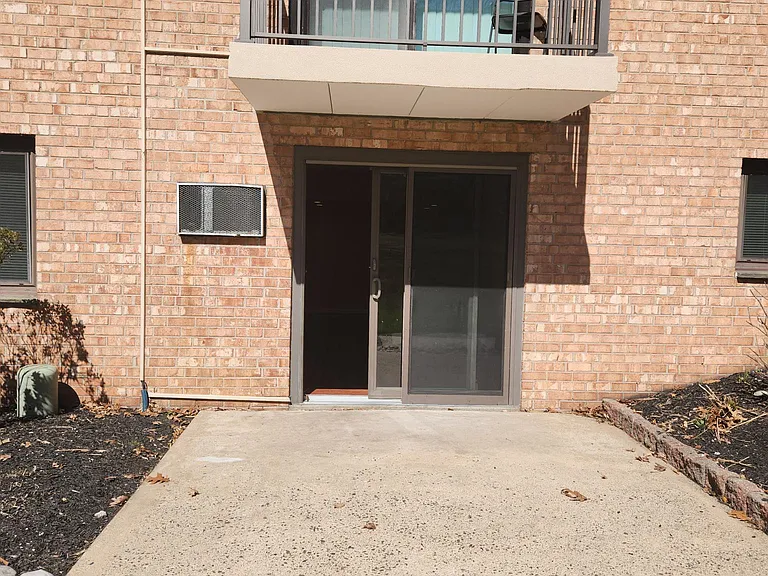1575 W Street Rd #911 — Photo 2