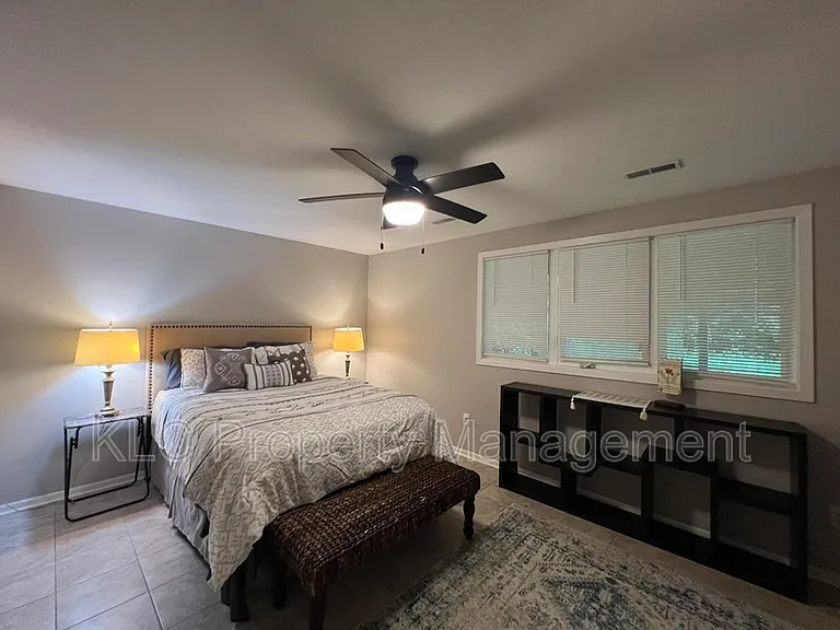 3805 Maquoketa Dr — Photo 17