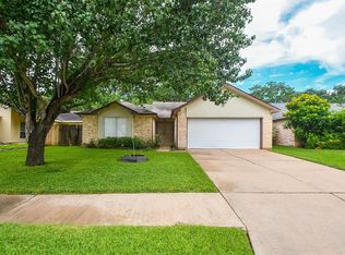 2514 Old Fort Rd, Sugar Land, TX 77479