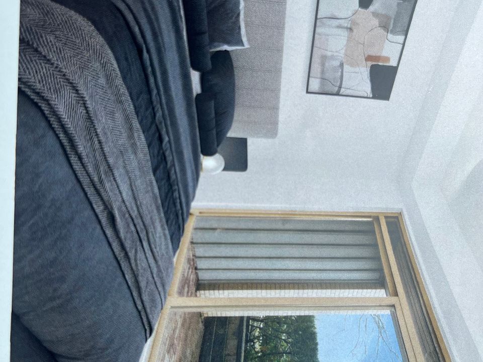2nd image of 225 Francis Way
