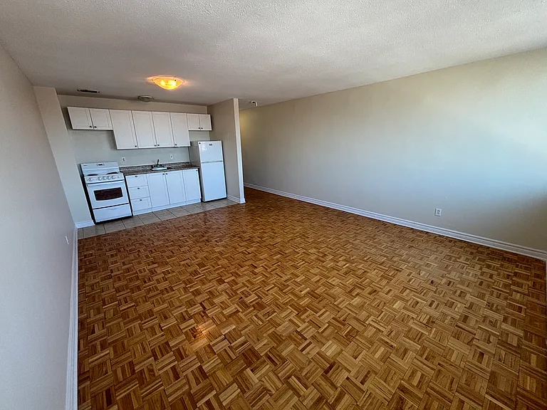 286 Wilbrod St — Photo 7