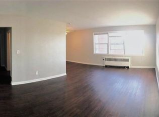 2870 S Moreland Blvd APT 303, Cleveland, OH 44120